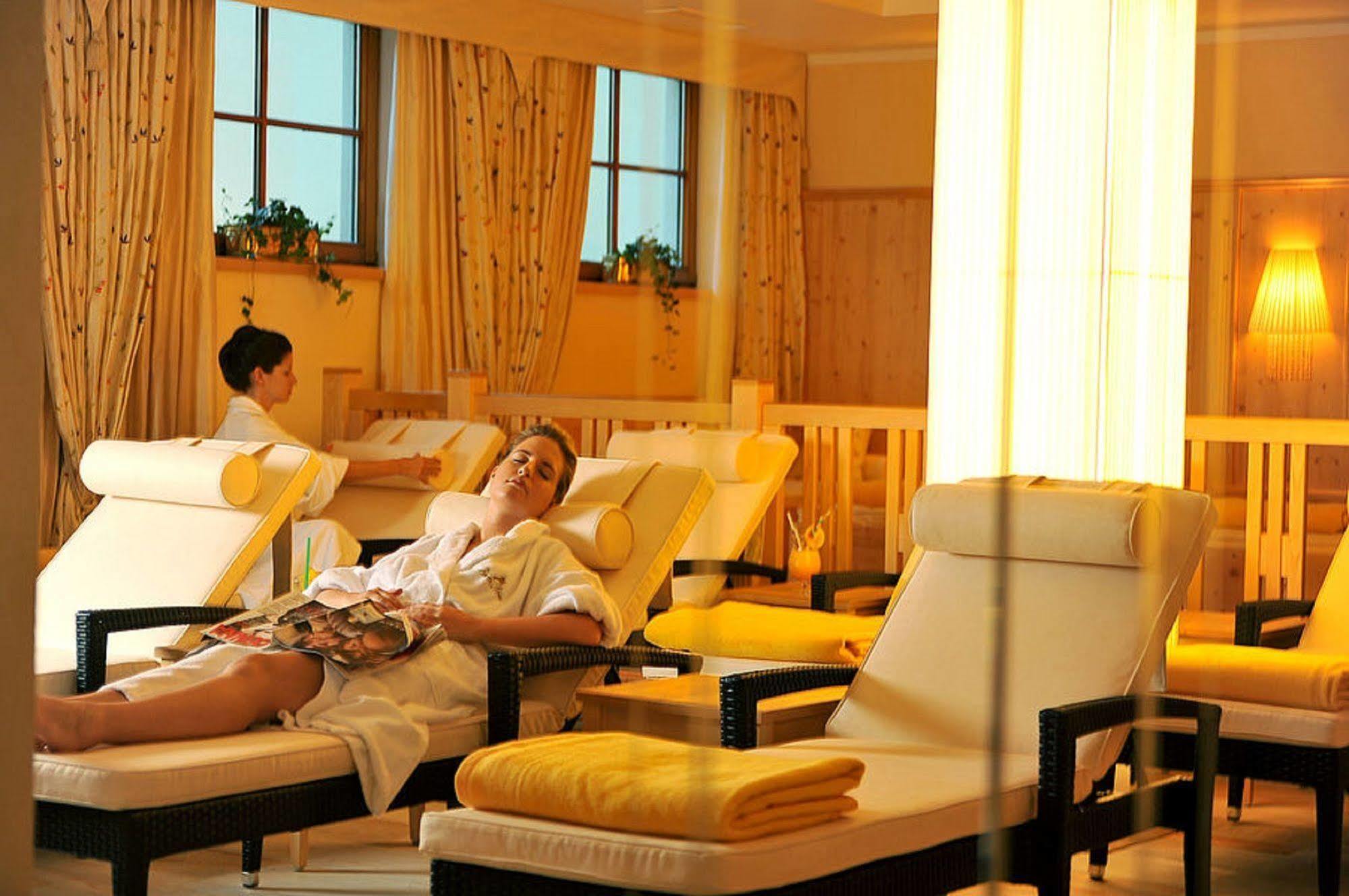 Hotel Zum Stern - Bergbahnen Inklusive Im Sommer 2025 4*